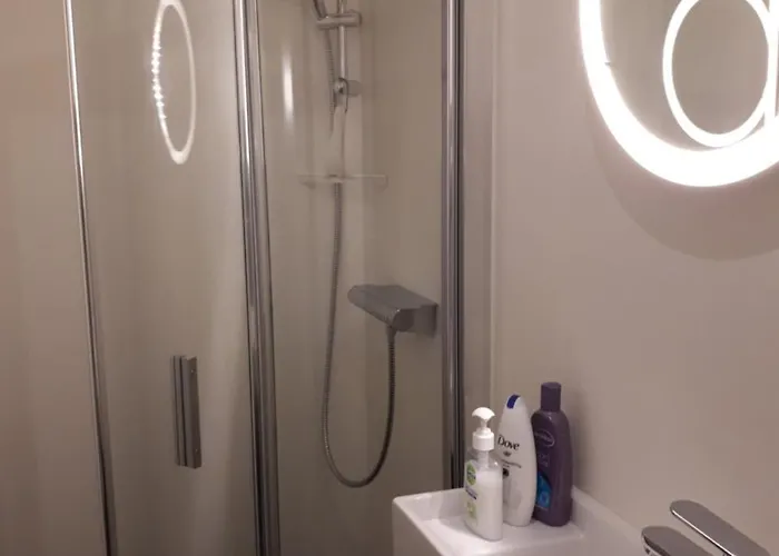 Nocleg ze śniadaniem Boat On Water 3*