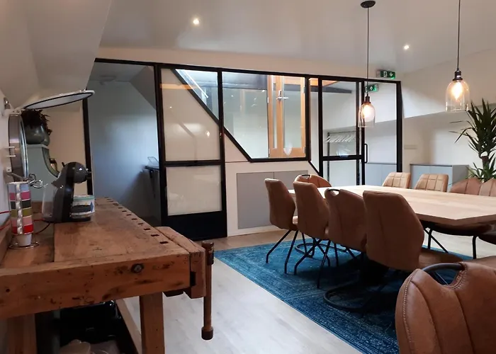 Boat On Water Nocleg ze śniadaniem