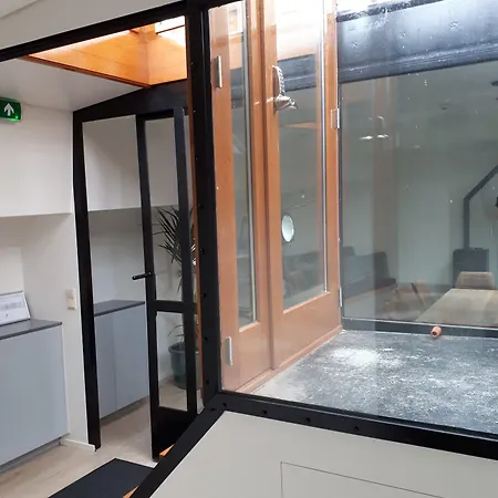 Boat On Water Bed & Breakfast