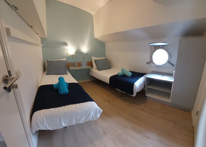 Boat On Water 3* 로테르담