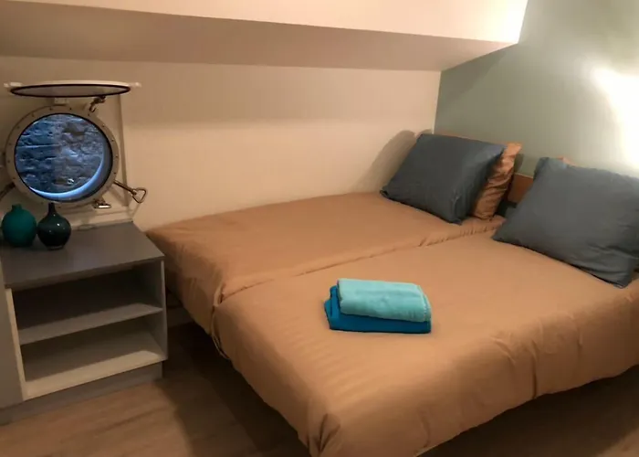 Boat On Water 住宿加早餐酒店