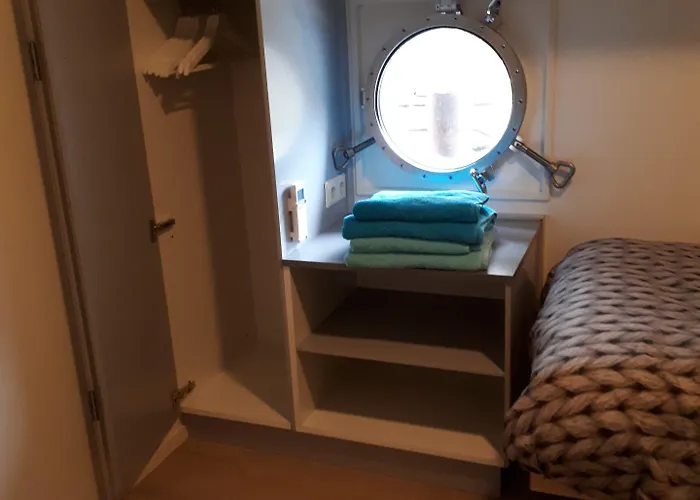 Boat On Water 住宿加早餐酒店