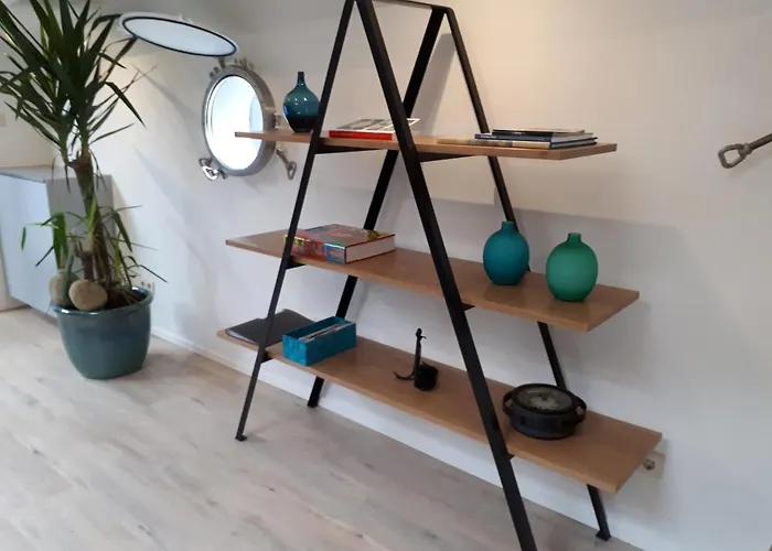 Boat On Water 住宿加早餐酒店 3*